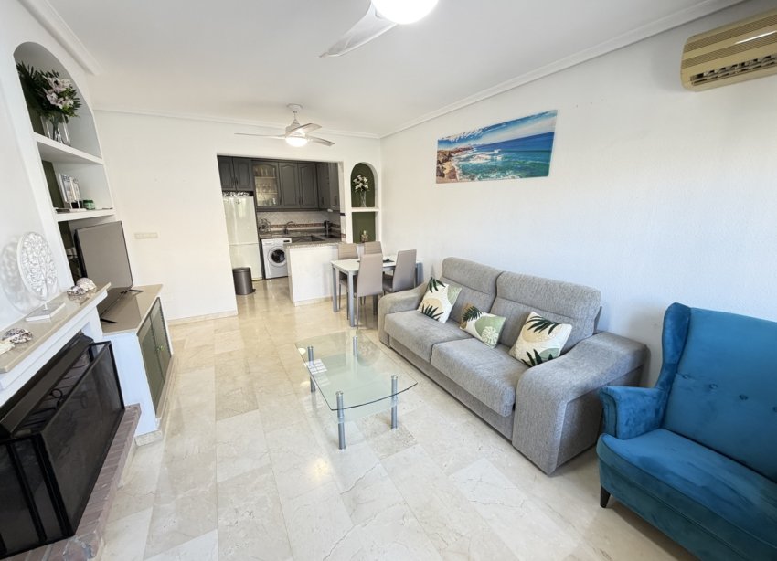 Resale - Bungalow - Orihuela Costa - Villamartin