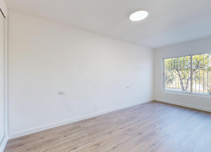 Resale - Bungalow - Orihuela Costa - Villamartín