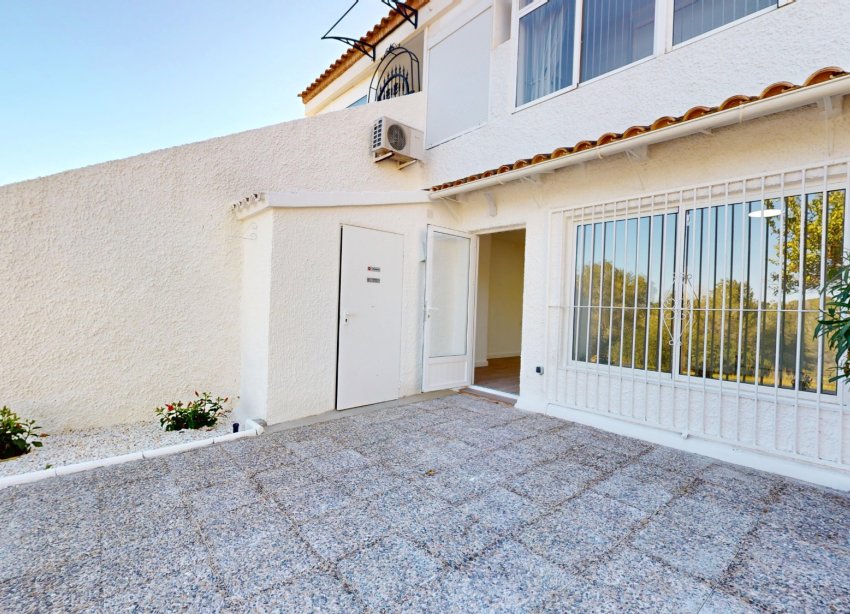 Resale - Bungalow - Orihuela Costa - Villamartín