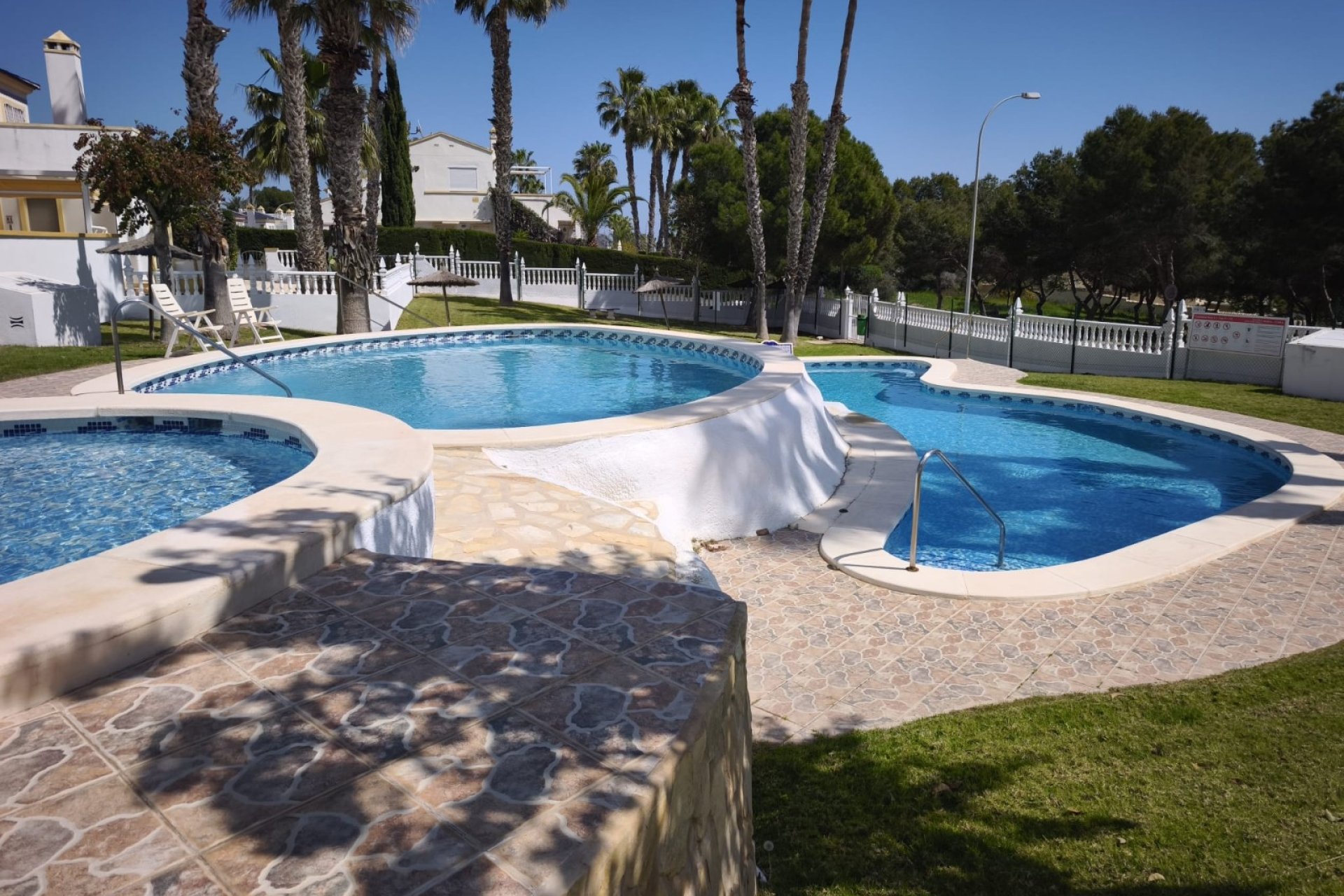 Resale - Bungalow - Orihuela Costa - Villamartín