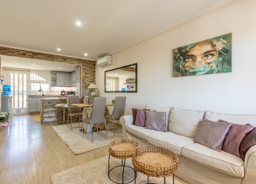 Resale - Bungalow - Orihuela Costa - Villamartín