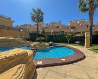 Resale - Bungalow - Orihuela Costa - Villamartín