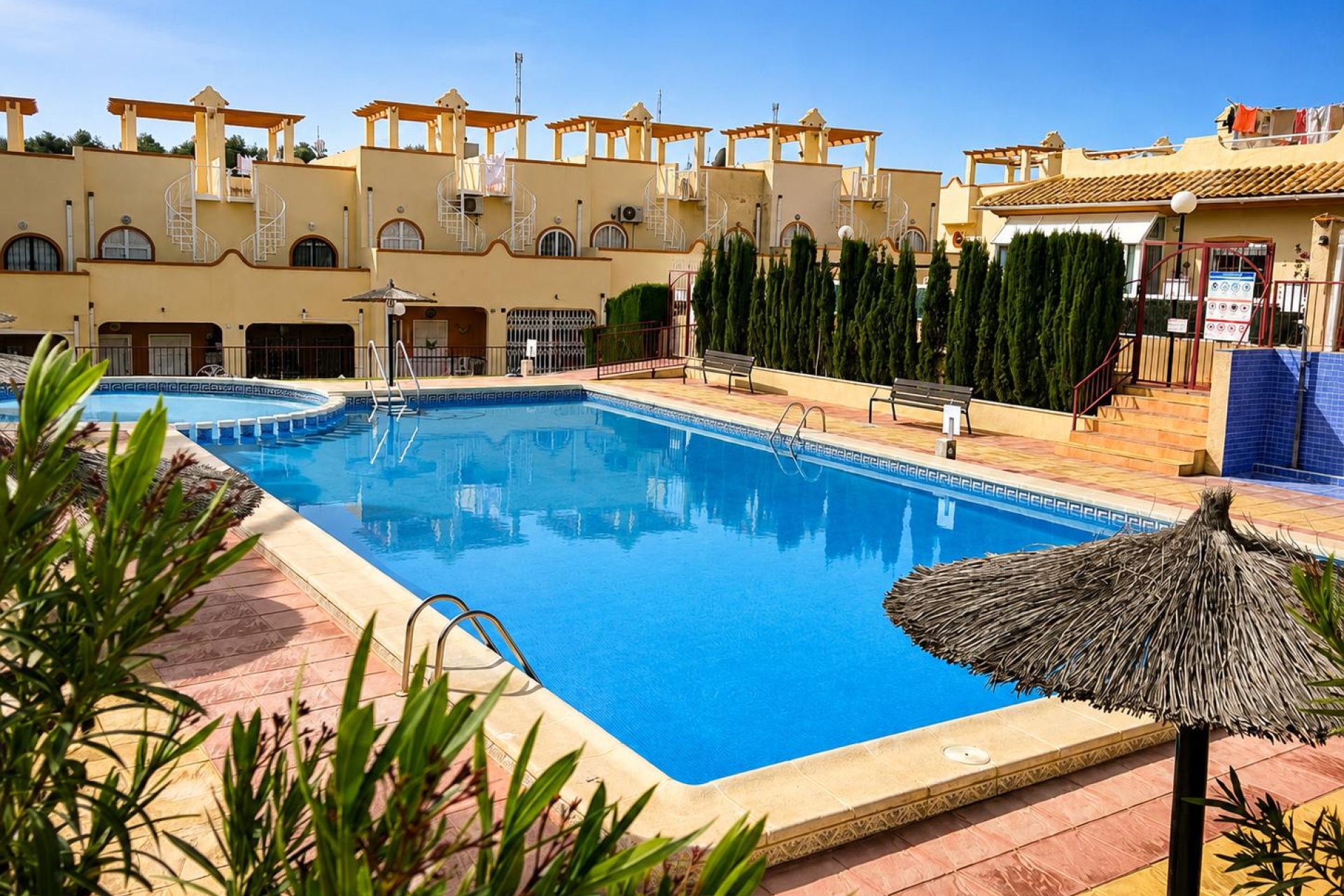Resale - Bungalow - Orihuela Costa - Villamartín