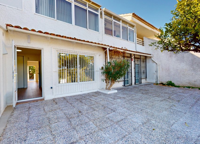Resale - Bungalow - Orihuela Costa - Villamartín