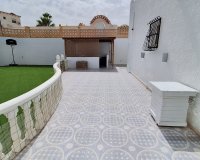 Resale - Bungalow - Orihuela Costa - Villamartín
