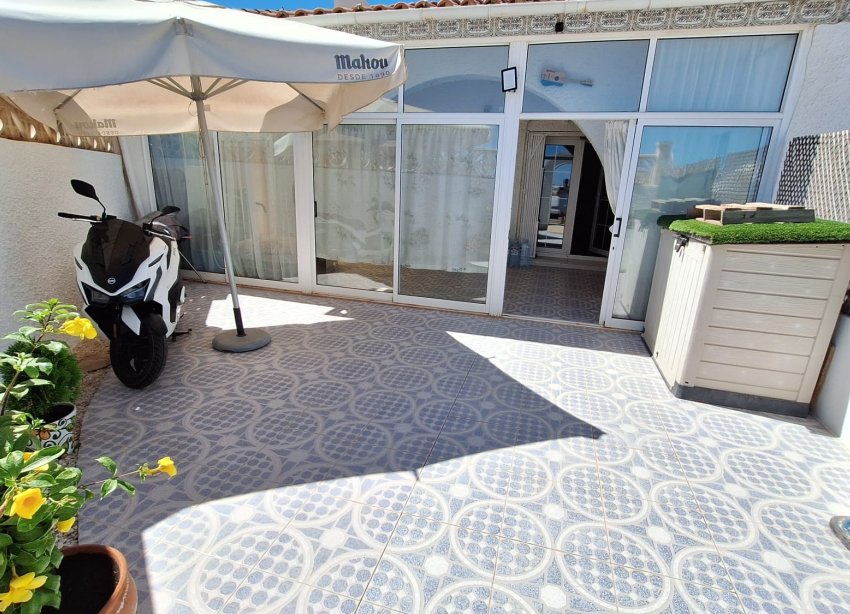 Resale - Bungalow - Orihuela Costa - Villamartín