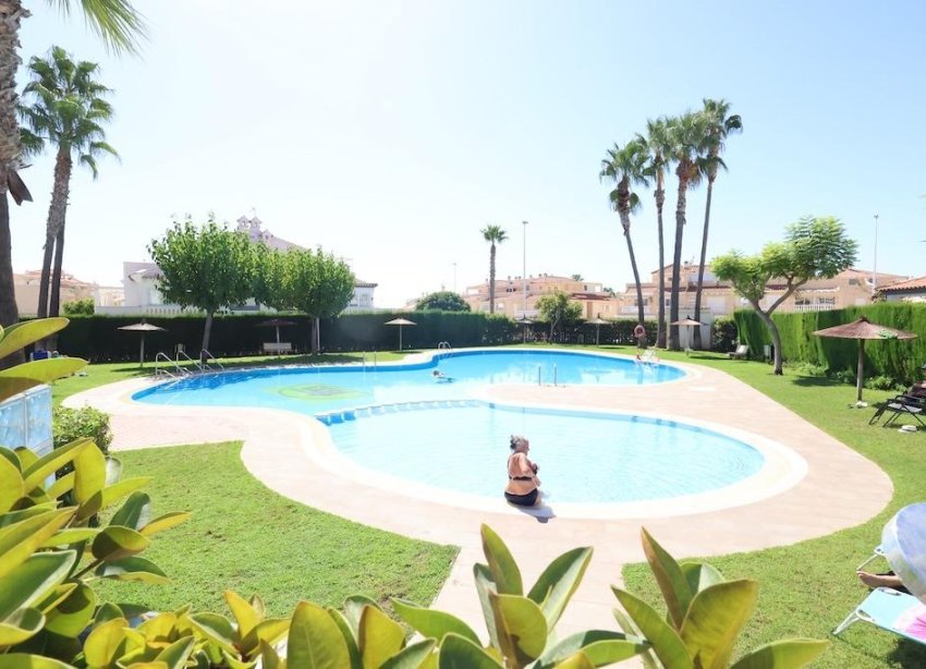 Resale - Bungalow - Orihuela Costa - Zeniamar-Horizonte-La Campana