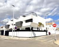 Resale - Bungalow - Pilar de la Horadada - Costa Blanca Sur