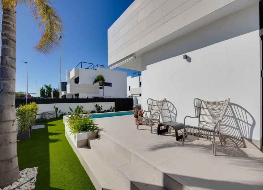 Resale - Bungalow - Pilar de la Horadada - Costa Blanca Sur