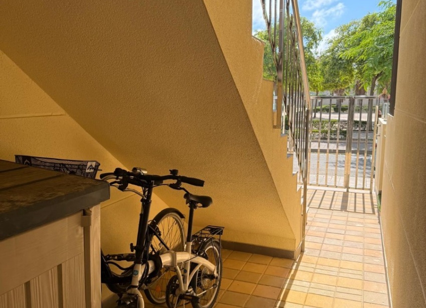Resale - Bungalow - Pilar de la Horadada - Mil Palmeras