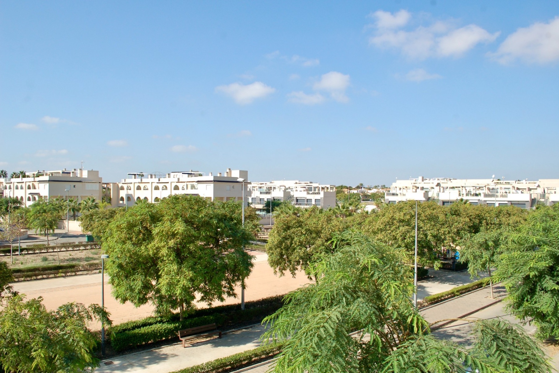 Resale - Bungalow - Pilar de la Horadada - Mil Palmeras