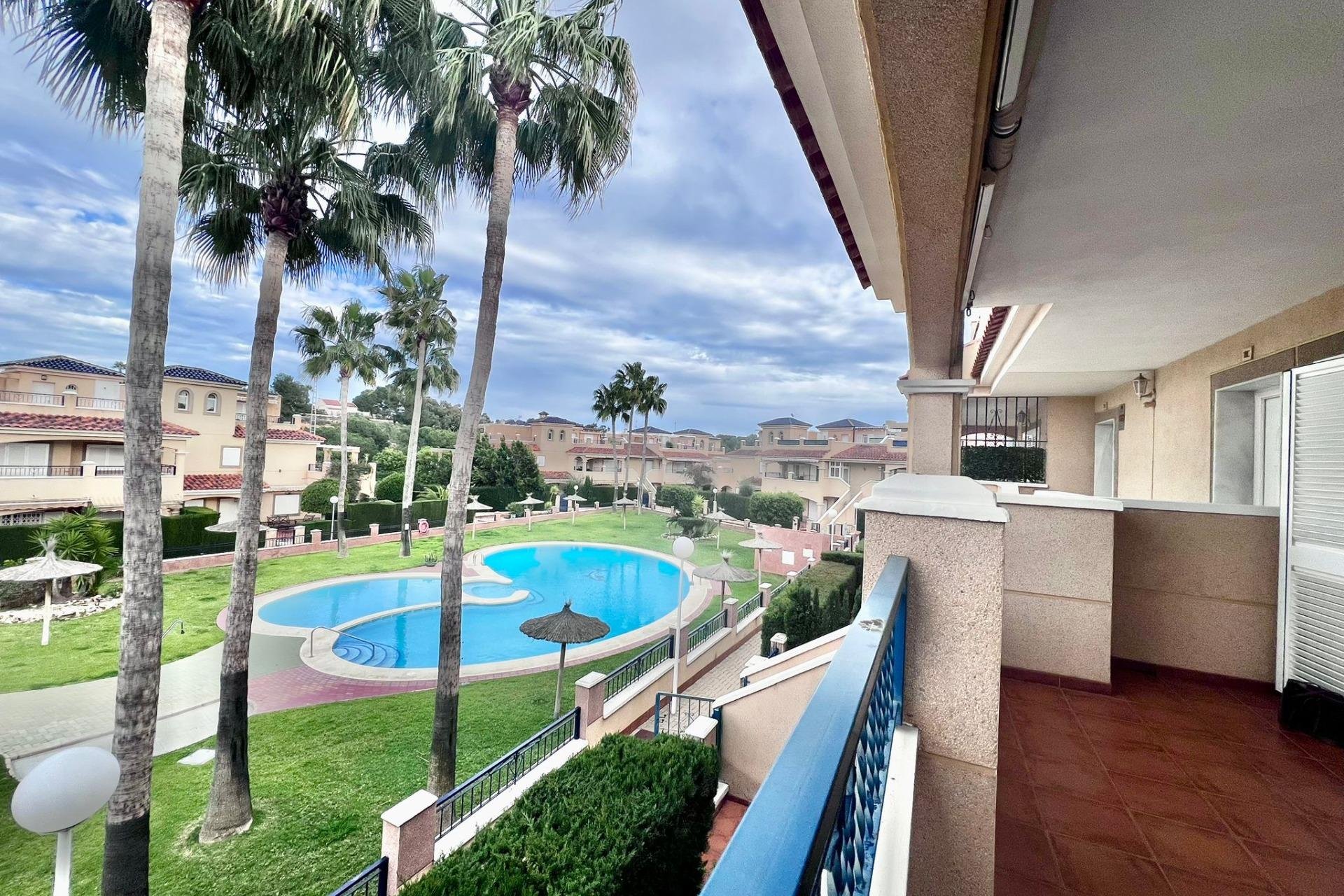 Resale - Bungalow - Pilar de la Horadada - RioMar