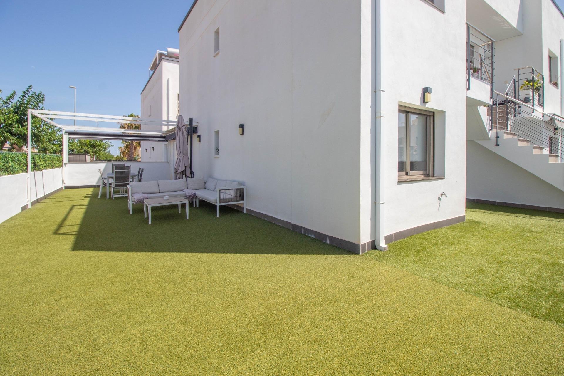 Resale - Bungalow - Pilar de la Horadada - Torre de la Horadada
