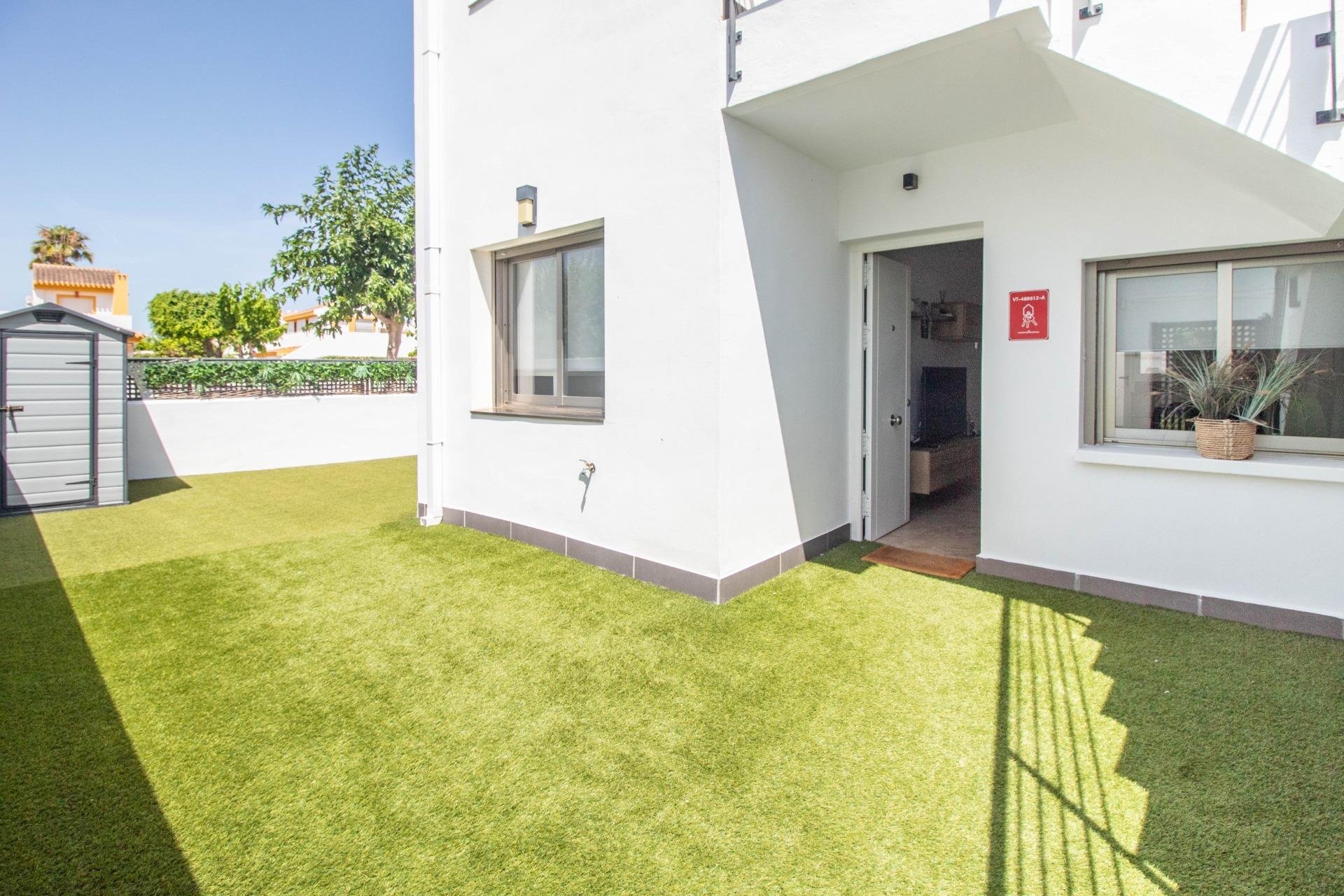 Resale - Bungalow - Pilar de la Horadada - Torre de la Horadada
