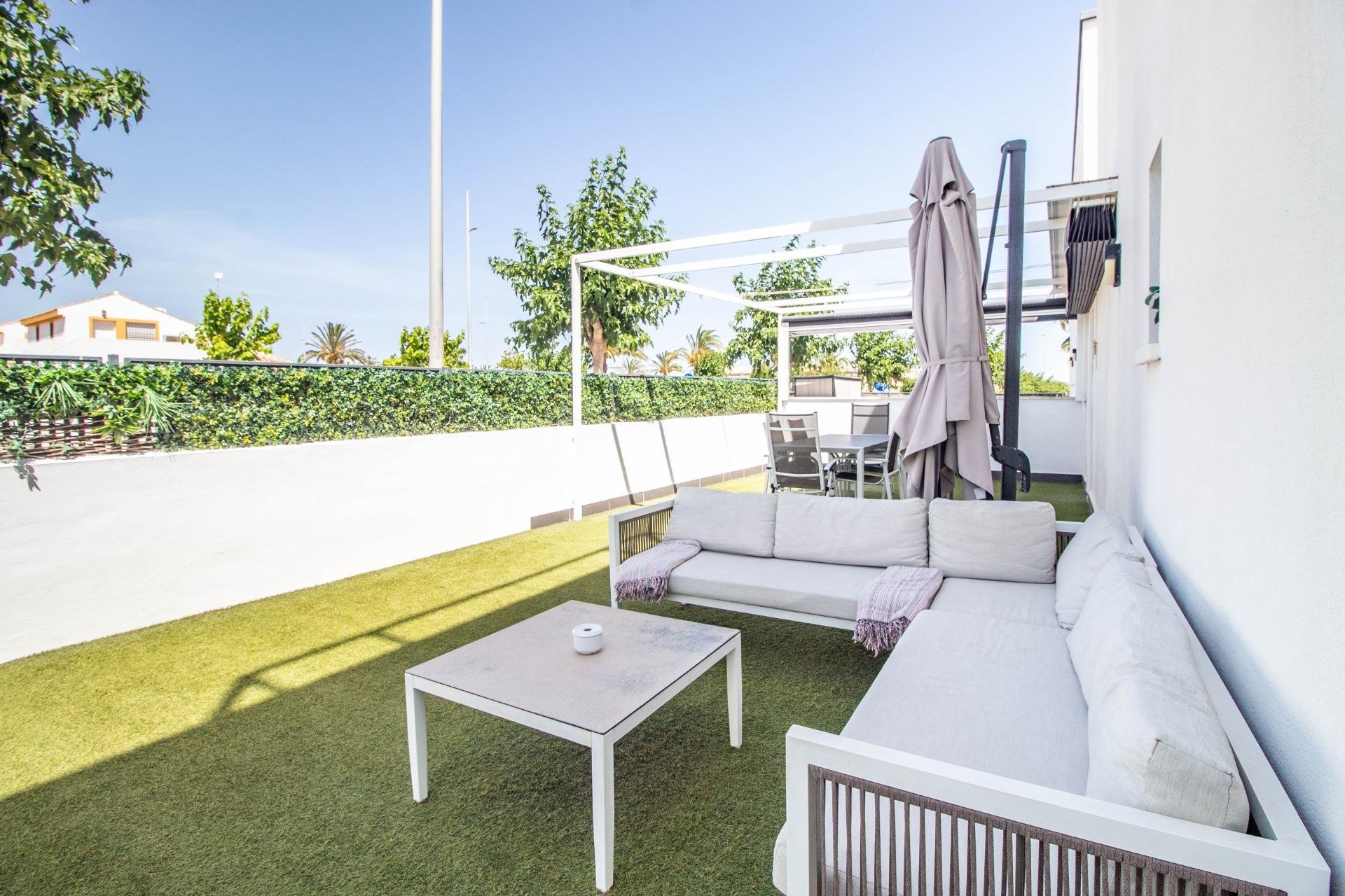 Resale - Bungalow - Pilar de la Horadada - Torre de la Horadada