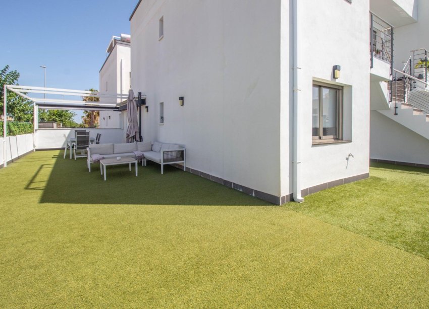 Resale - Bungalow - Pilar de la Horadada - Torre de la Horadada