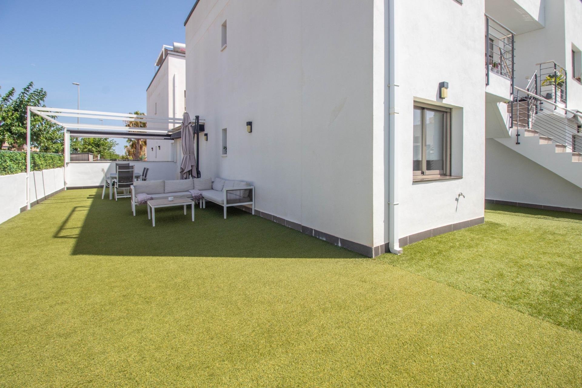 Resale - Bungalow - Pilar de la Horadada - Torre de la Horadada