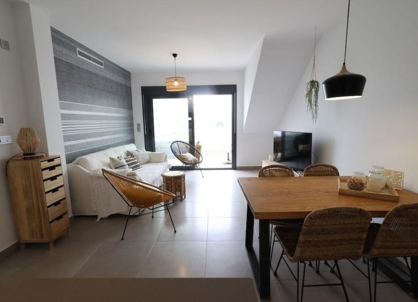 Resale - Bungalow - Pilar de la Horadada - Zona Pueblo