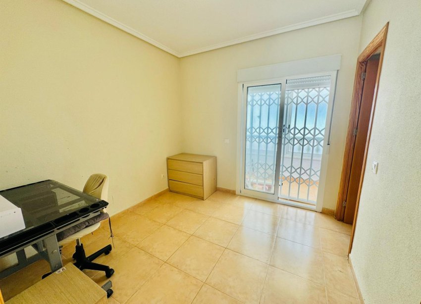 Resale - Bungalow - Torrevieja - Aguas Nuevas