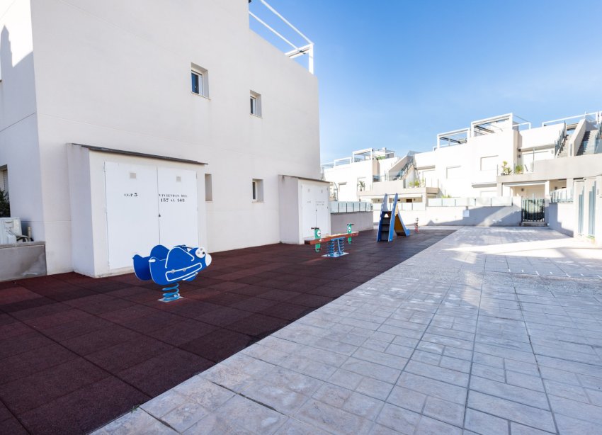 Resale - Bungalow - Torrevieja - Aguas Nuevas