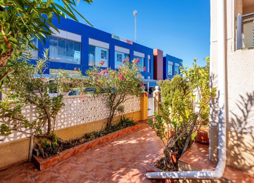 Resale - Bungalow - Torrevieja - Aguas Nuevas