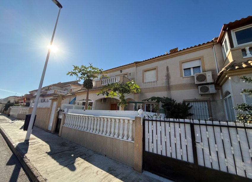 Resale - Bungalow - Torrevieja - Aguas Nuevas