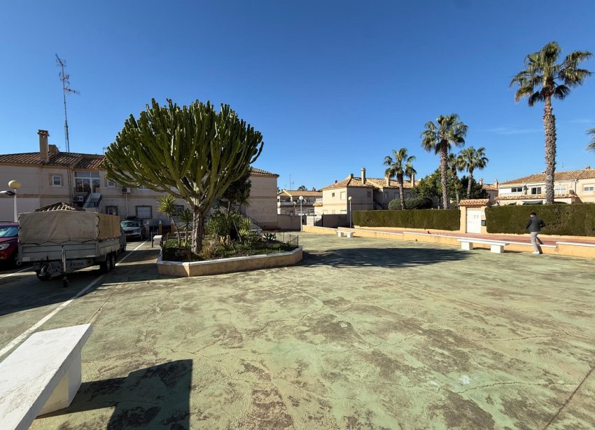 Resale - Bungalow - Torrevieja - Aguas Nuevas