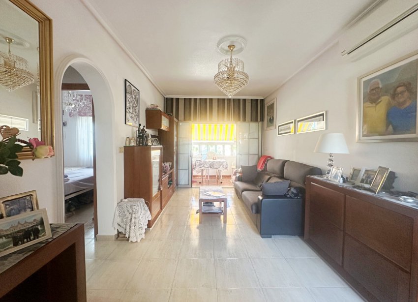 Resale - Bungalow - Torrevieja - Aguas Nuevas
