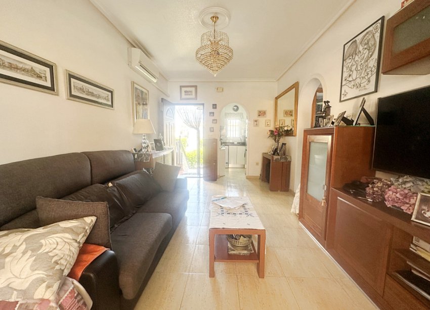 Resale - Bungalow - Torrevieja - Aguas Nuevas