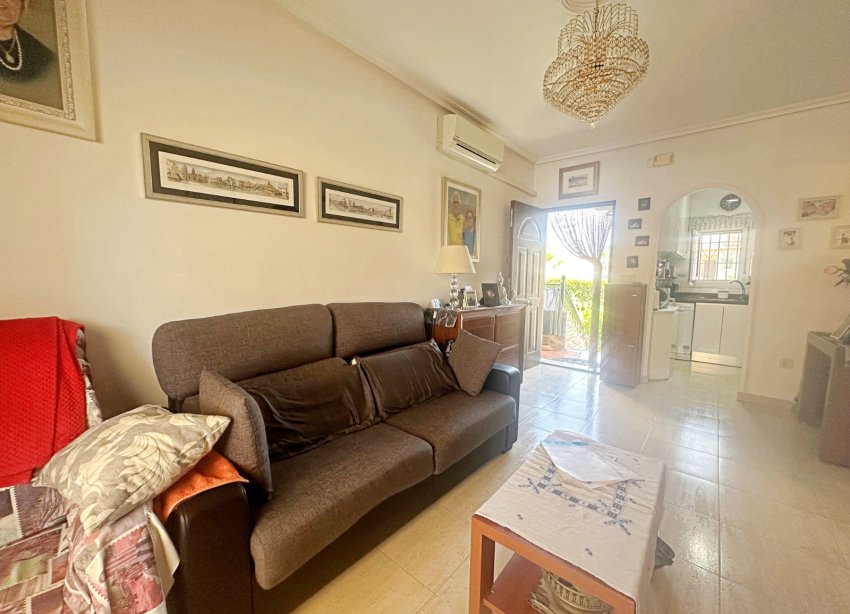 Resale - Bungalow - Torrevieja - Aguas Nuevas