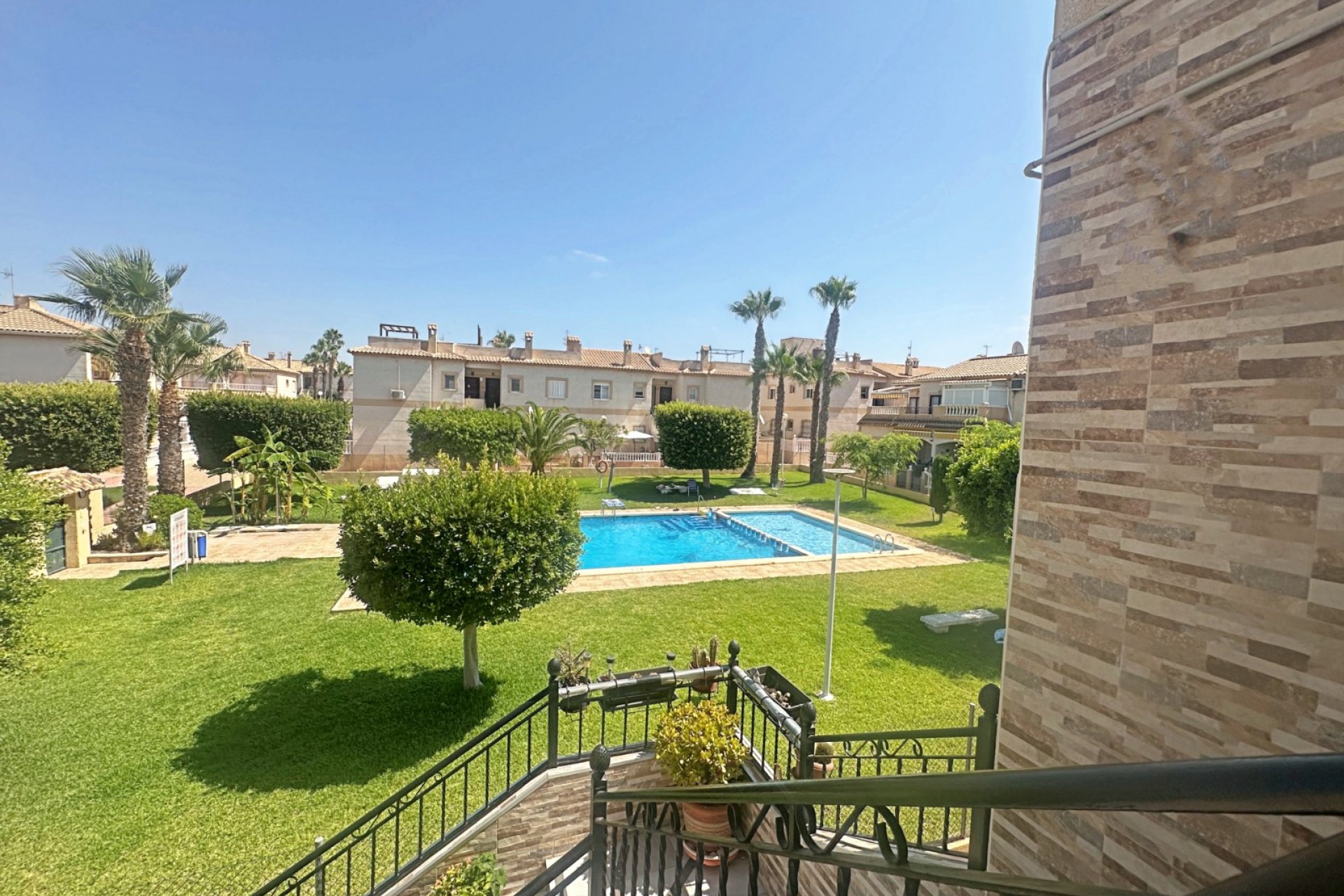 Resale - Bungalow - Torrevieja - Aguas Nuevas