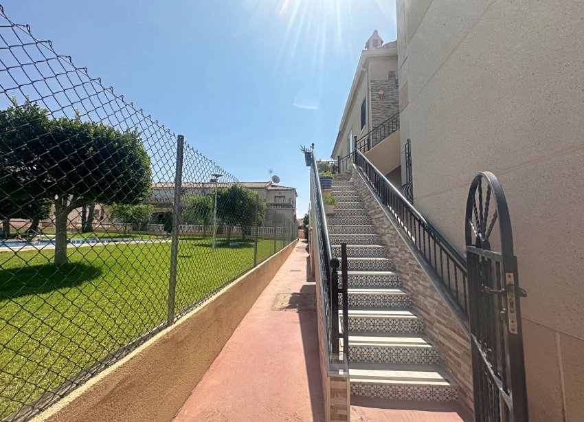Resale - Bungalow - Torrevieja - Aguas Nuevas
