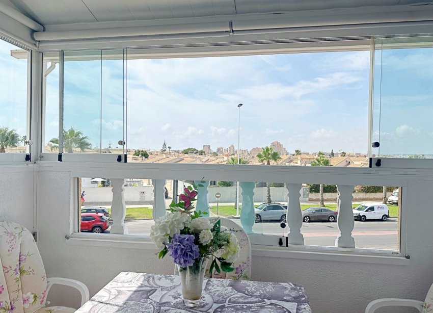Resale - Bungalow - Torrevieja - Aguas Nuevas