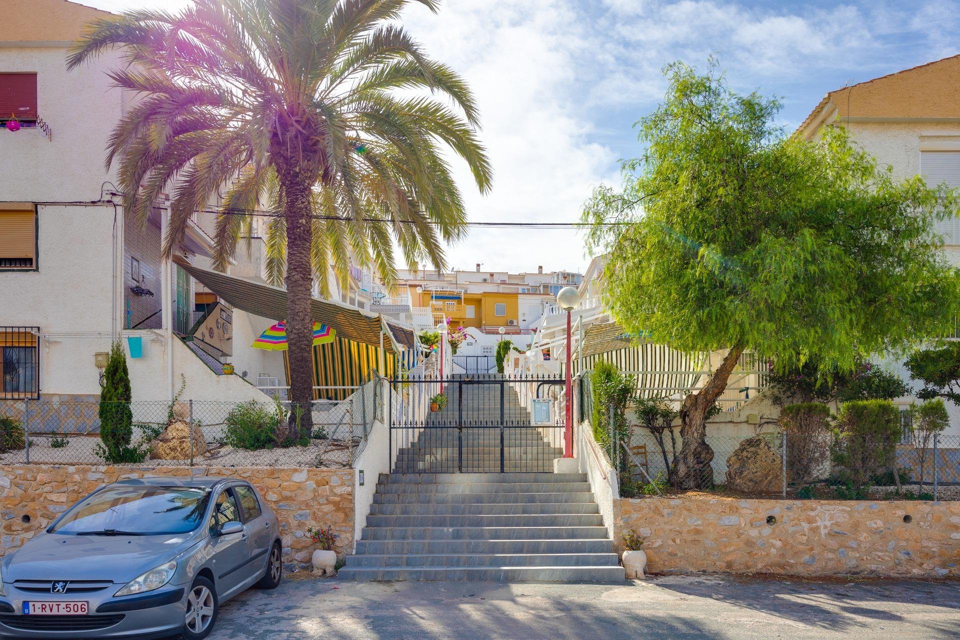 Resale - Bungalow - Torrevieja - Cabo cervera