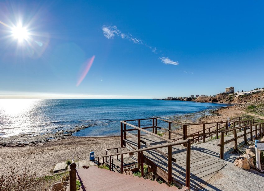 Resale - Bungalow - Torrevieja - Cabo cervera