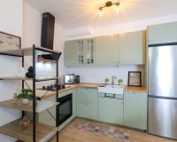 Resale - Bungalow - Torrevieja - Centro - Muelle Pesquero
