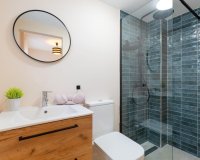 Resale - Bungalow - Torrevieja - Centro - Muelle Pesquero