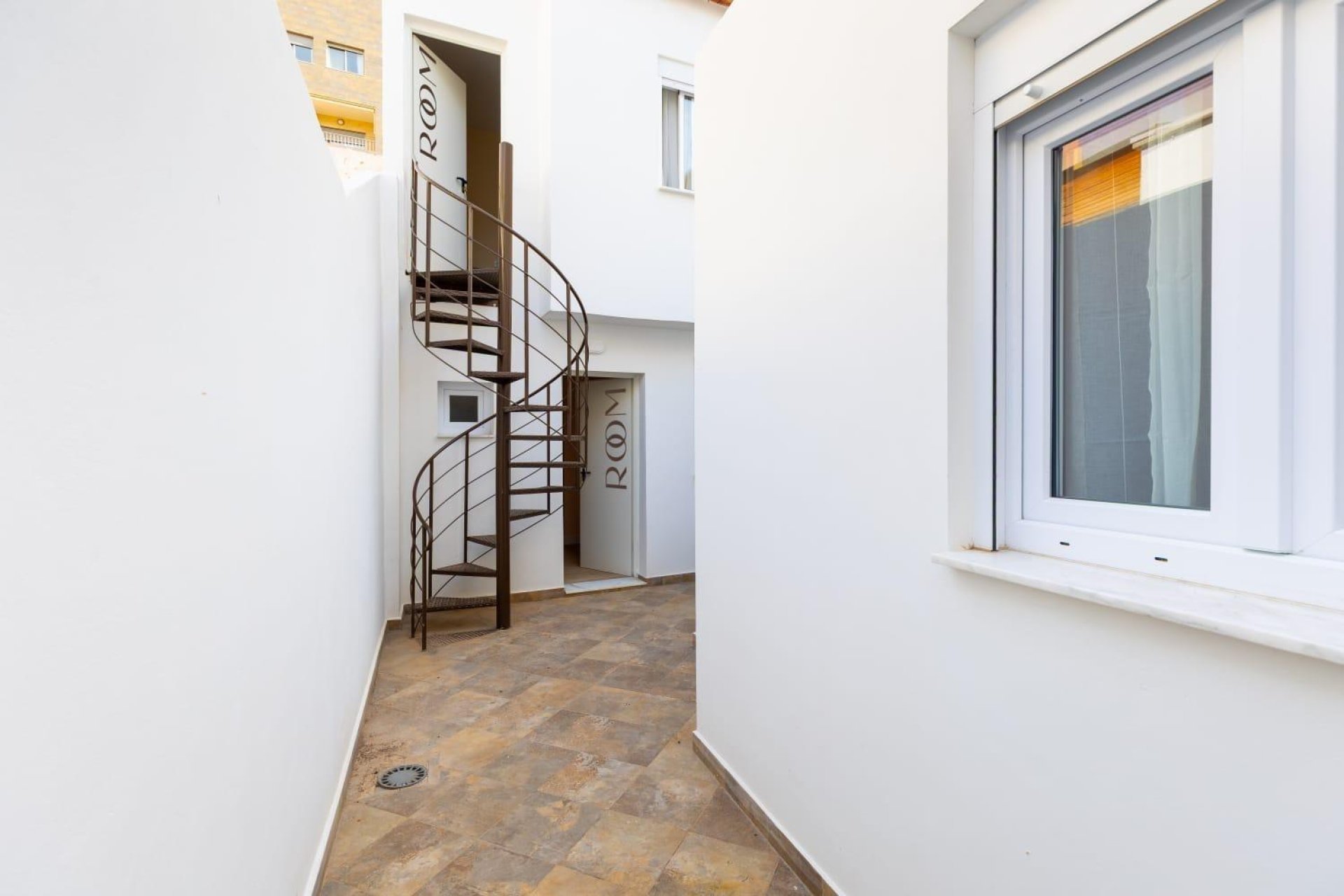 Resale - Bungalow - Torrevieja - Centro - Muelle Pesquero