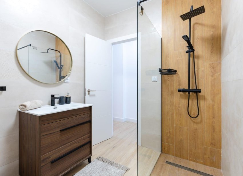 Resale - Bungalow - Torrevieja - Centro - Muelle Pesquero