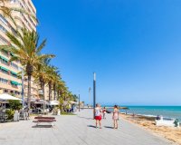 Resale - Bungalow - Torrevieja - Centro - Muelle Pesquero