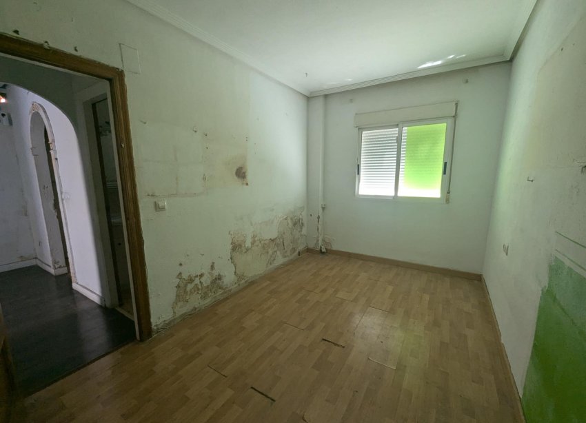 Resale - Bungalow - Torrevieja - Centro
