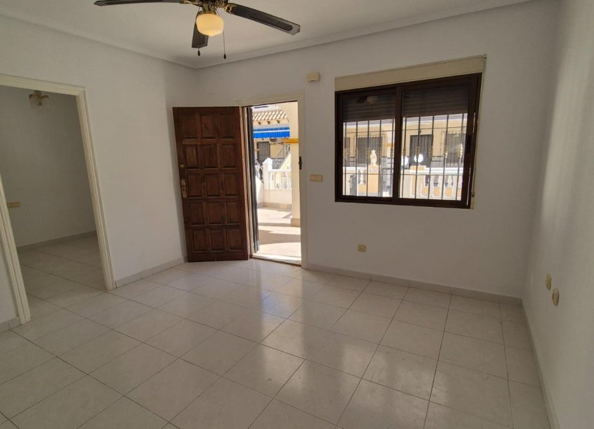 Resale - Bungalow - Torrevieja - La Mata