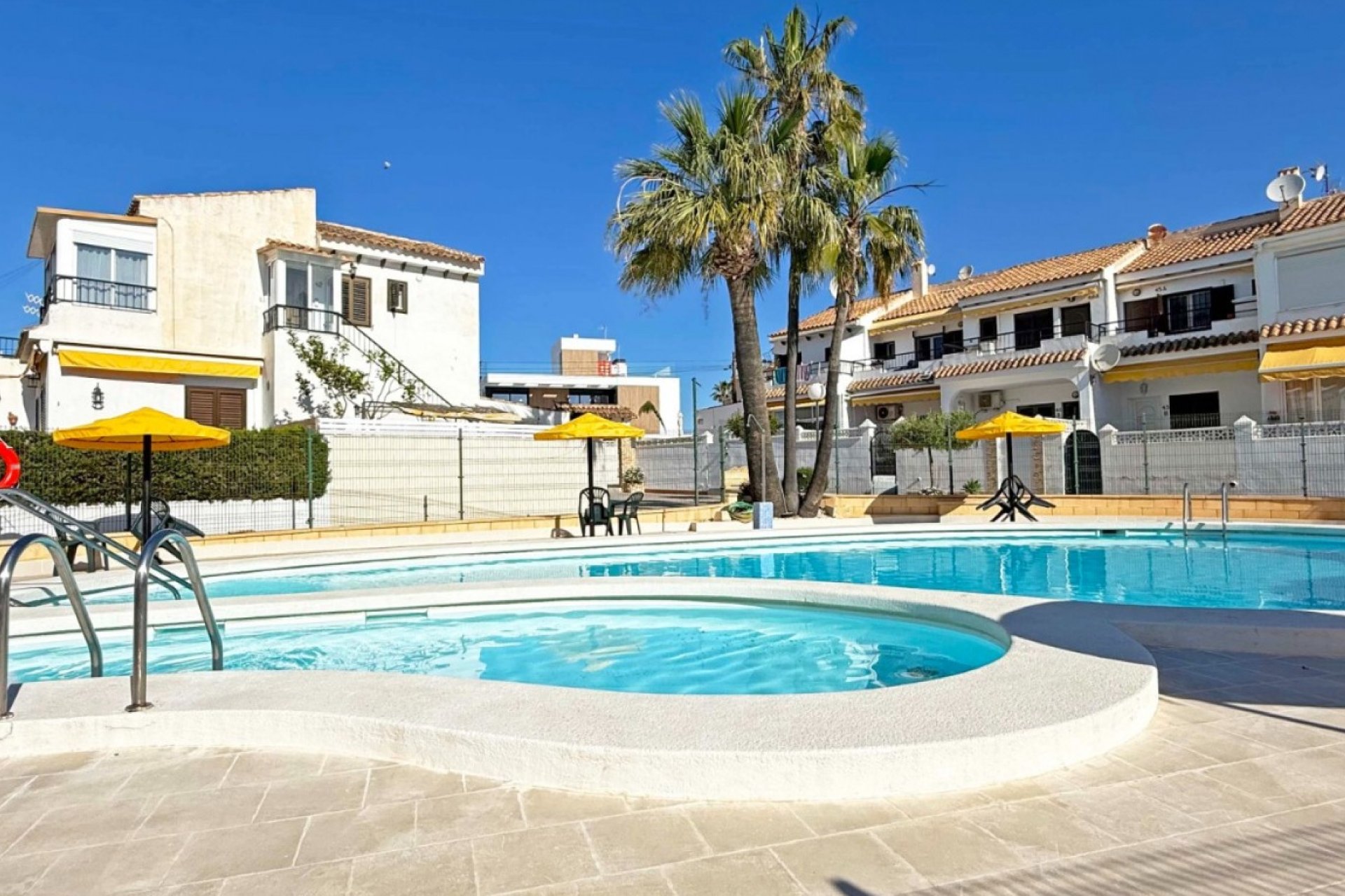 Resale - Bungalow - Torrevieja - La Mata