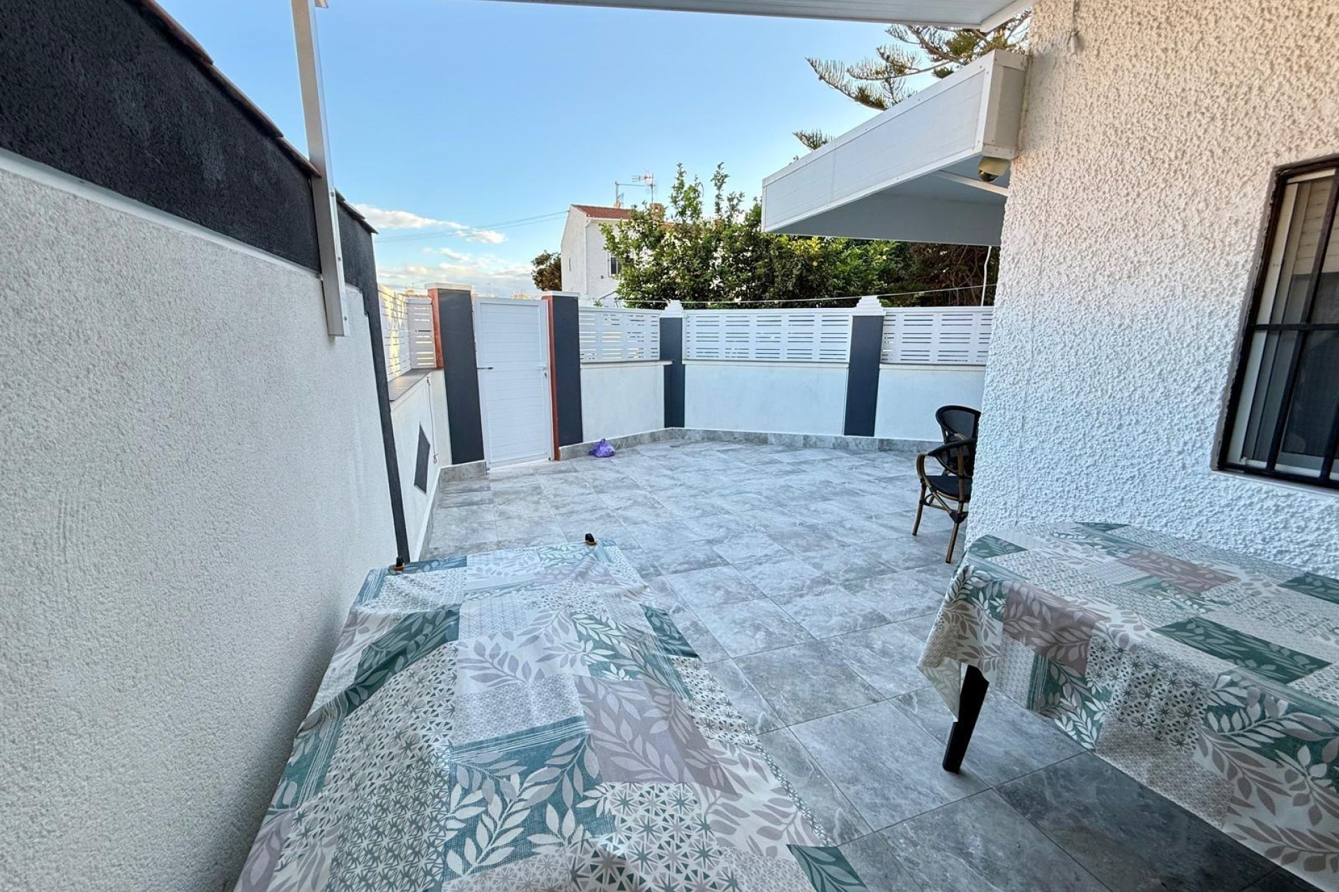 Resale - Bungalow - Torrevieja - La Siesta - El Salado - Torreta