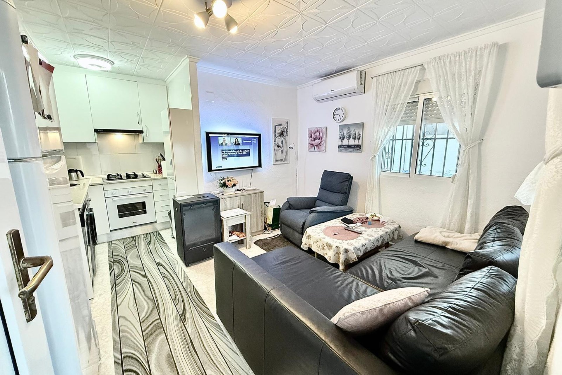 Resale - Bungalow - Torrevieja - La Siesta - El Salado - Torreta