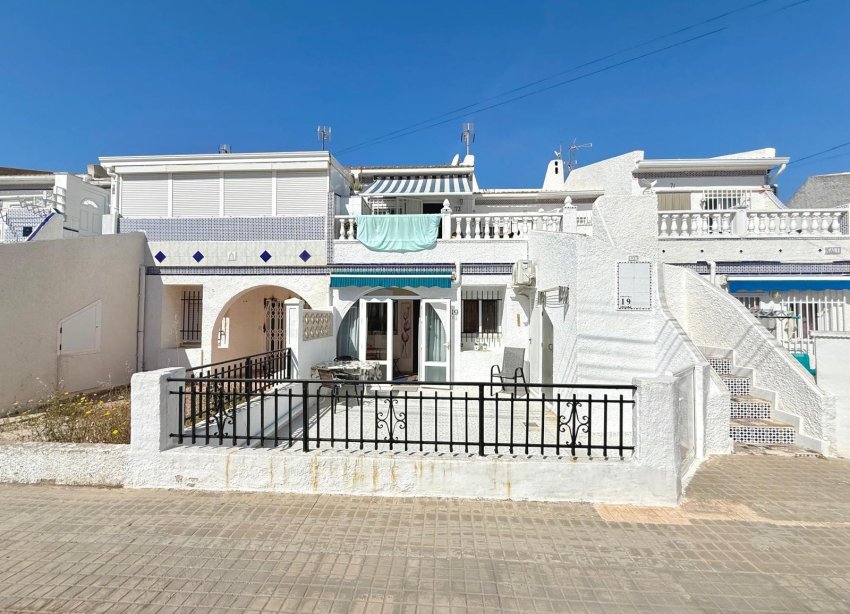 Resale - Bungalow - Torrevieja - La Siesta - El Salado - Torreta