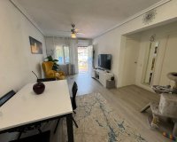 Resale - Bungalow - Torrevieja - La Siesta - El Salado - Torreta