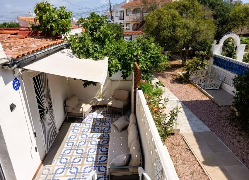 Resale - Bungalow - Torrevieja - La Siesta - El Salado - Torreta