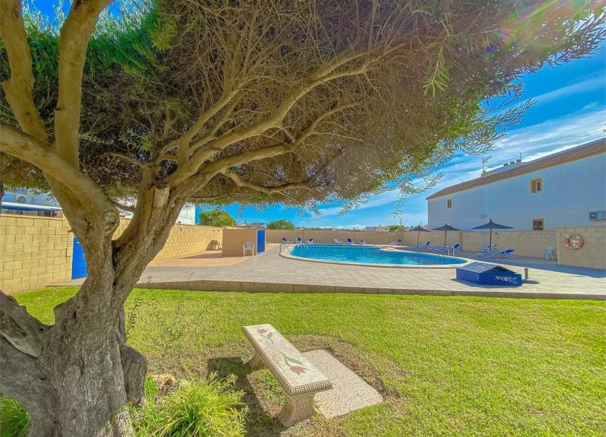 Resale - Bungalow - Torrevieja - La Siesta
