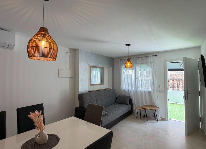 Resale - Bungalow - Torrevieja - La Veleta